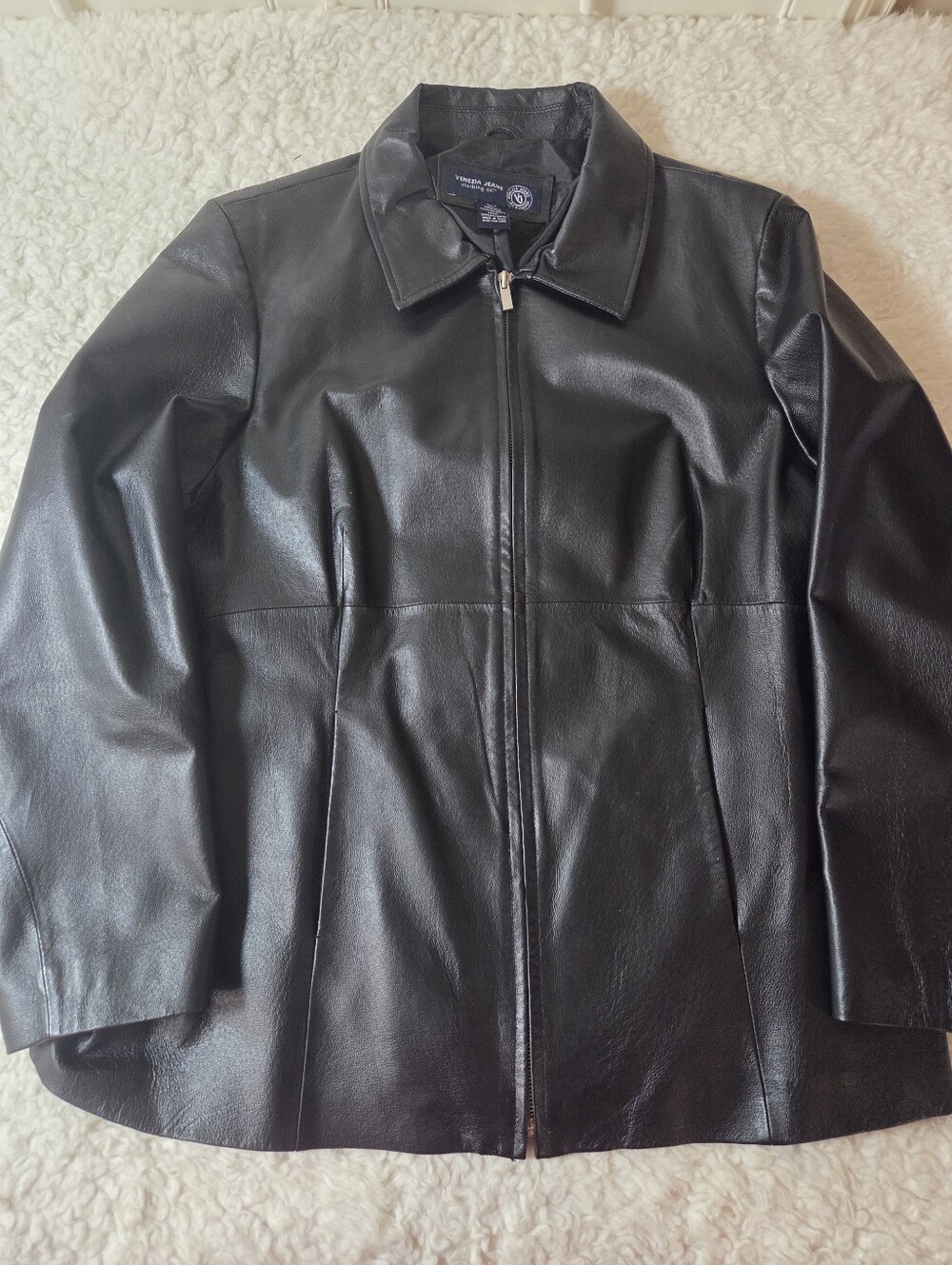 Venezia Women's Classic Full-Zip Black Leather Jacket Sz 14/16